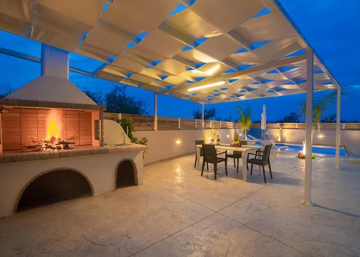 En Elladi * 알리카나스