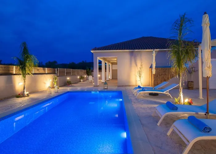 En Elladi Villa